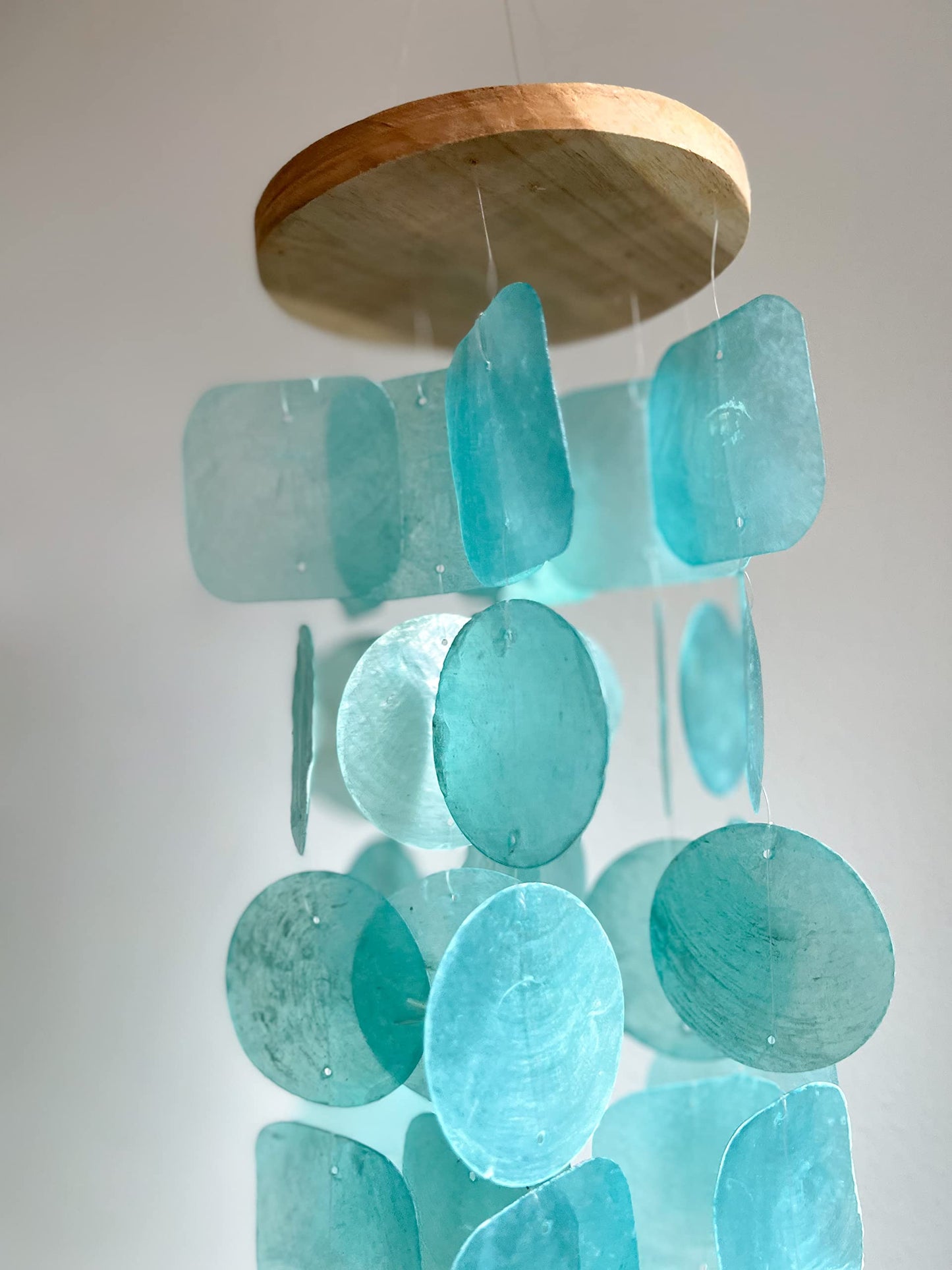 Solange & Frances Wind Chimes for Outside – Turquoise Capiz Shells Wind Chime Garden Decorations Outdoor, Unique Gifts for Women, Gifts for Mom or Birthday Gifts