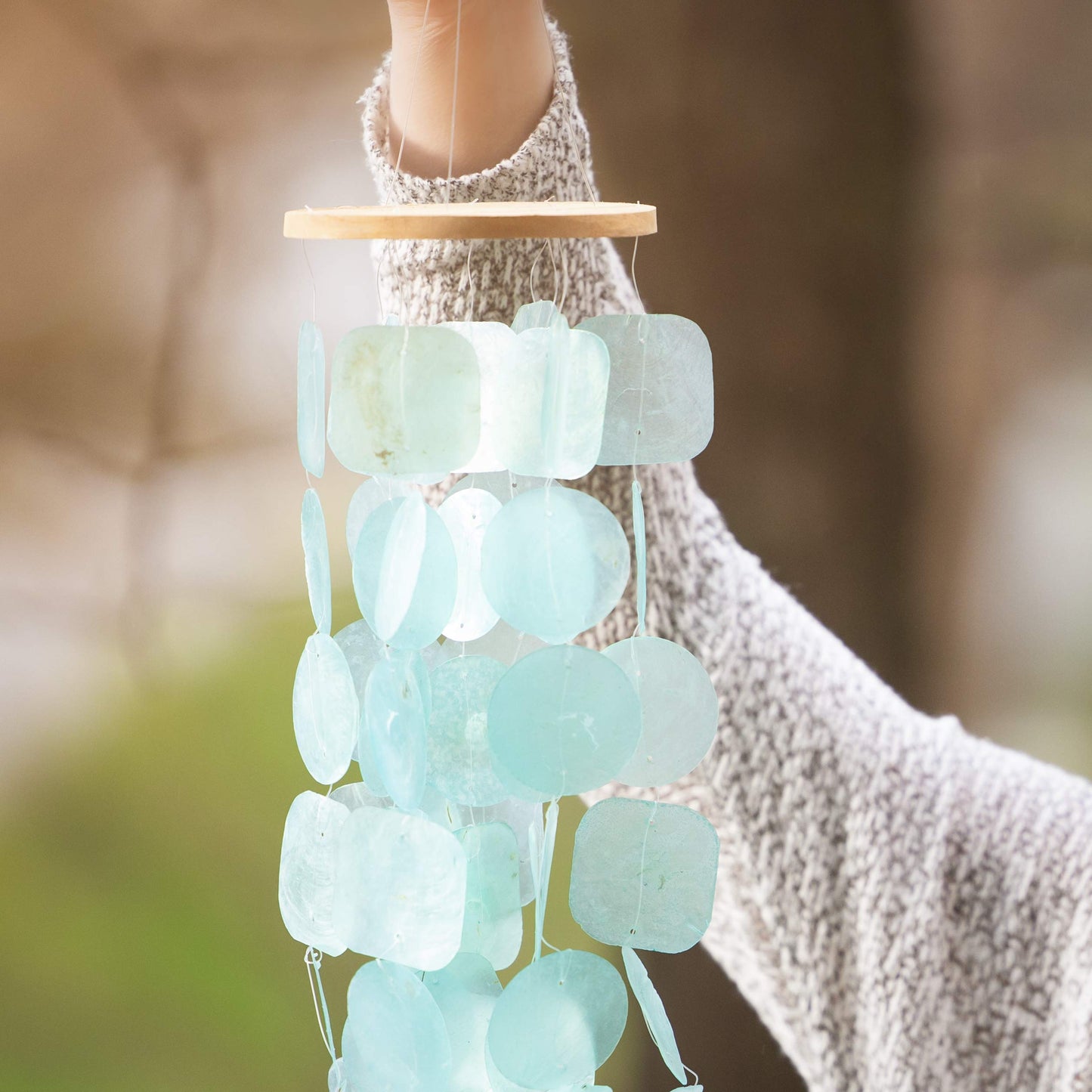 Solange & Frances Wind Chimes for Outside – Turquoise Capiz Shells Wind Chime Garden Decorations Outdoor, Unique Gifts for Women, Gifts for Mom or Birthday Gifts
