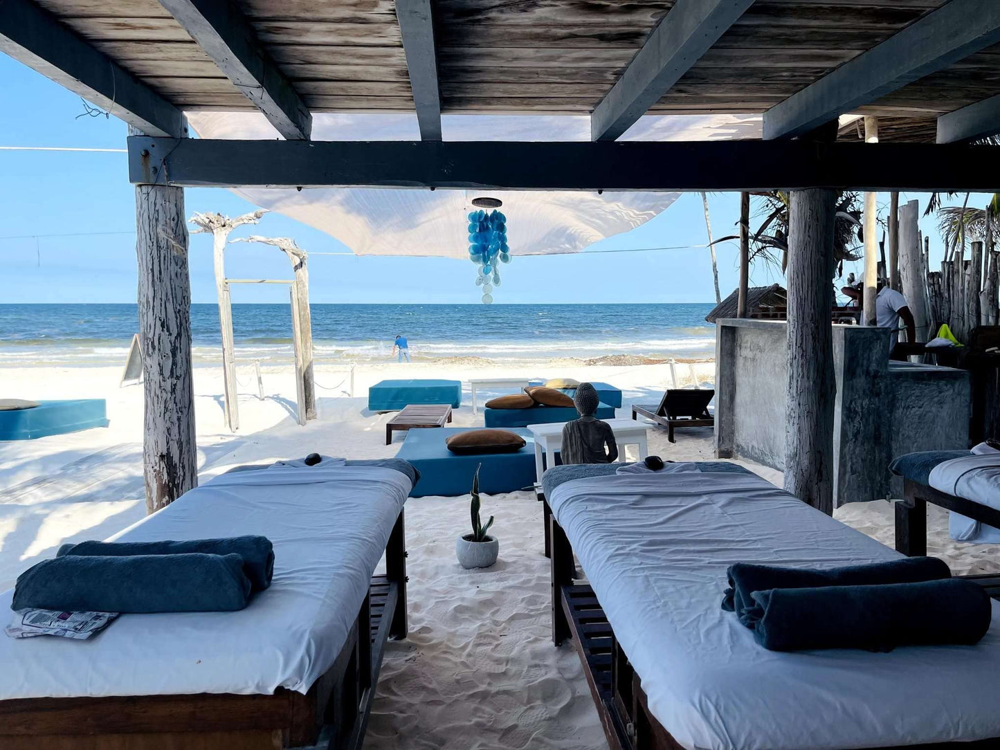 CRAFTCURL Capiz Shell Wind Chimes - Memorial Wind Chimes with Clear & Melodious Sound -Handmade Sturdy Wood Wind Chimes Provides Comfortable and Pleasant Ambiance State Every Day -(Blue)